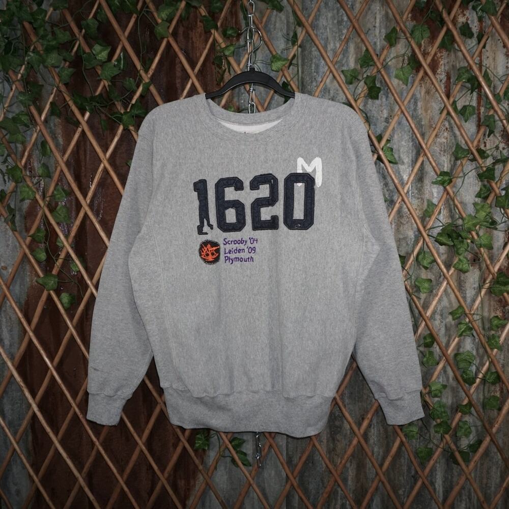 M - Vintage Y2K American Vintage Sweatshirts scrooby 04